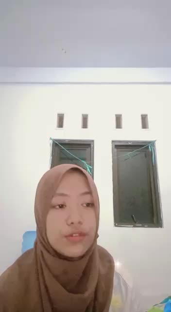 Nama : Masrina, umur : 18 tahun, kota asal: Kendari, judul lagu: Pintu taubat (Zivilia).  #voiceoframadangtv