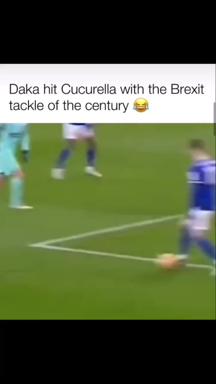 Main Bola Apa Muay Thai?
