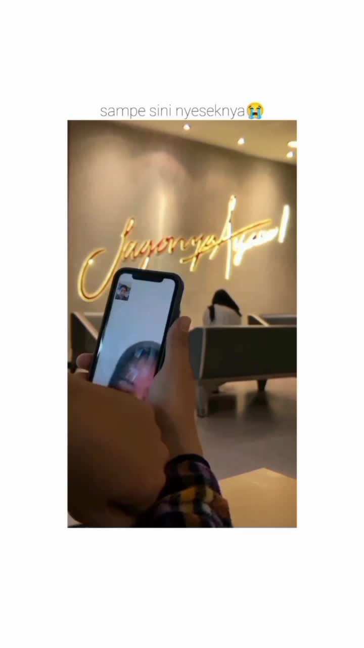 Nggak semua cewek kayak gitu, tapi yang kayak gitu pasti cewek