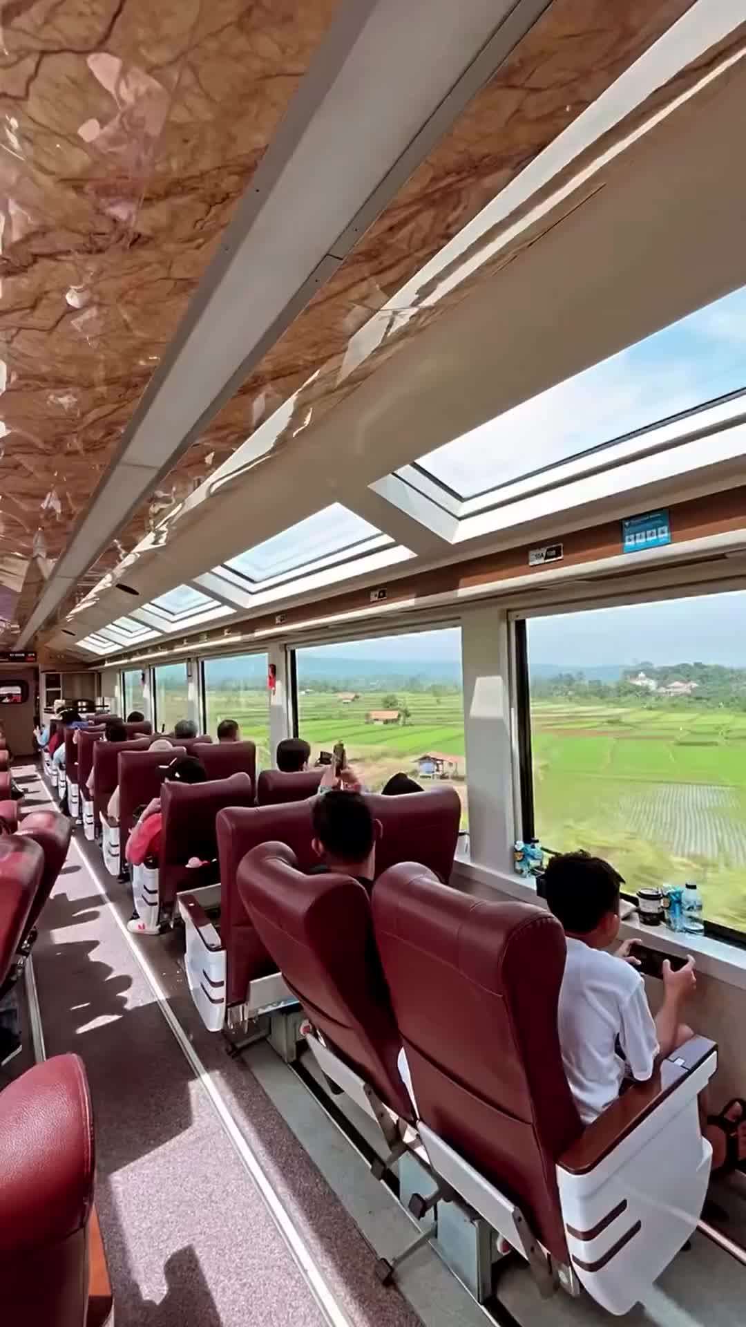 ke Jogja naik kereta panoramic
