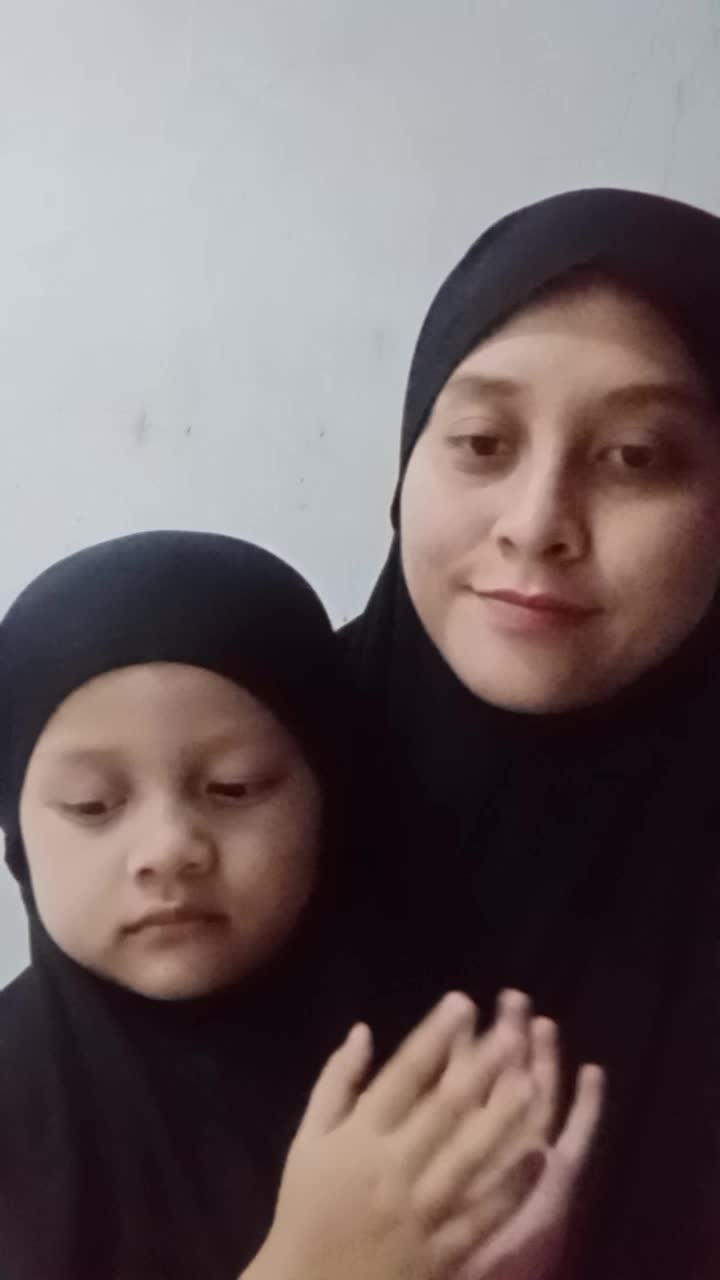 NurfitriYani_28tahun_Bekasi_Al i'tirof#The voice of ramadhan... Bismillahirrahmanirrahim jangan lupa vote ya akhi ukhti