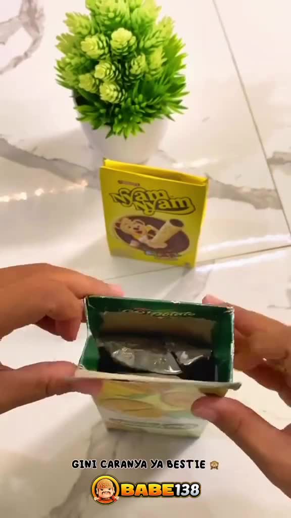 Cara menutup karton makanan tanpa karet