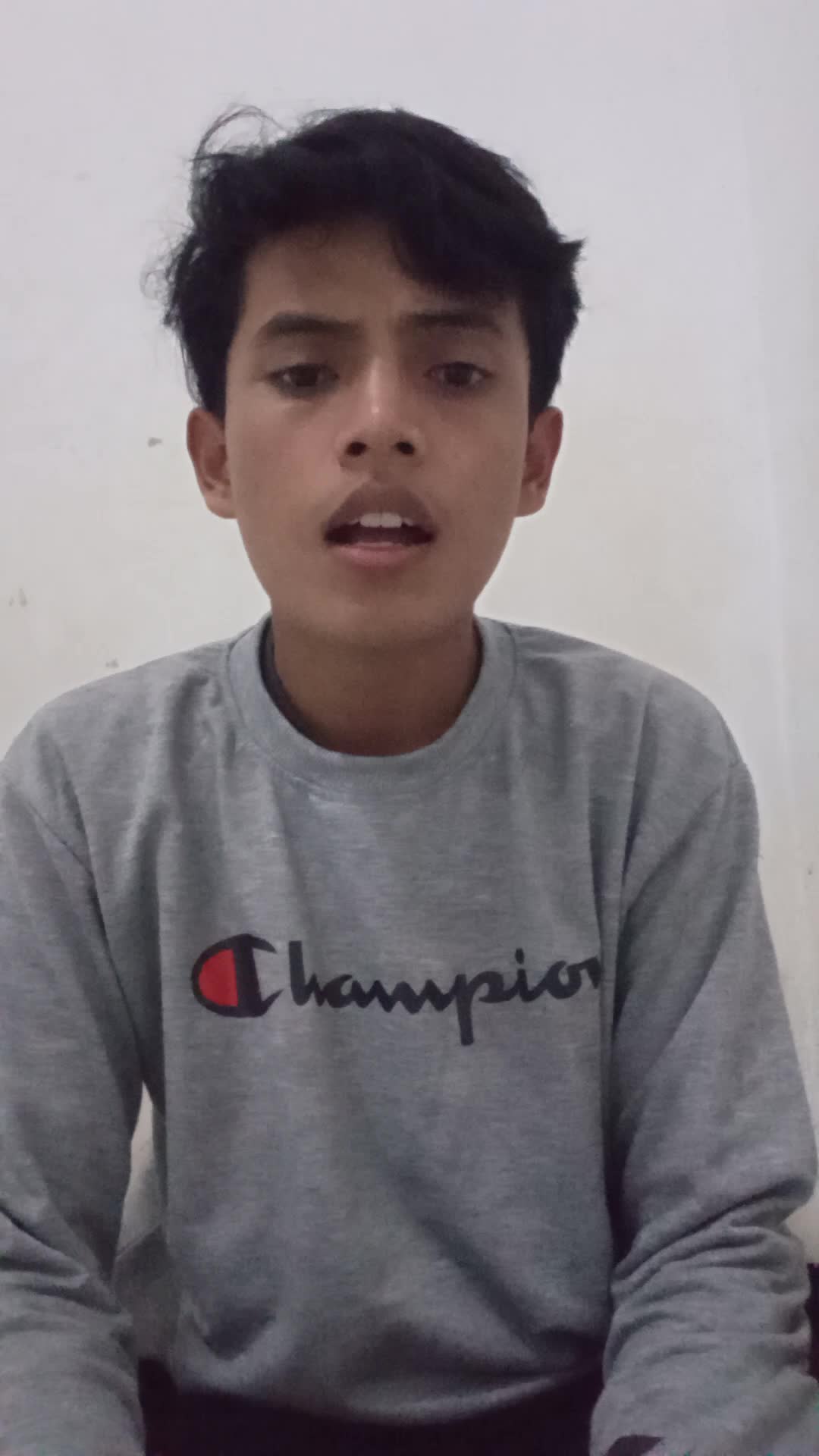 Nama : Taufiq hidayatuloh Umur : 20 tahun kota asal : cianjur judul lagu : muhasabah cinta