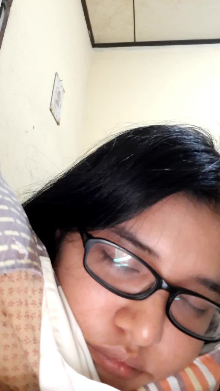 sangkin terbuainya dengan kata2 ayang sampe ketiduran