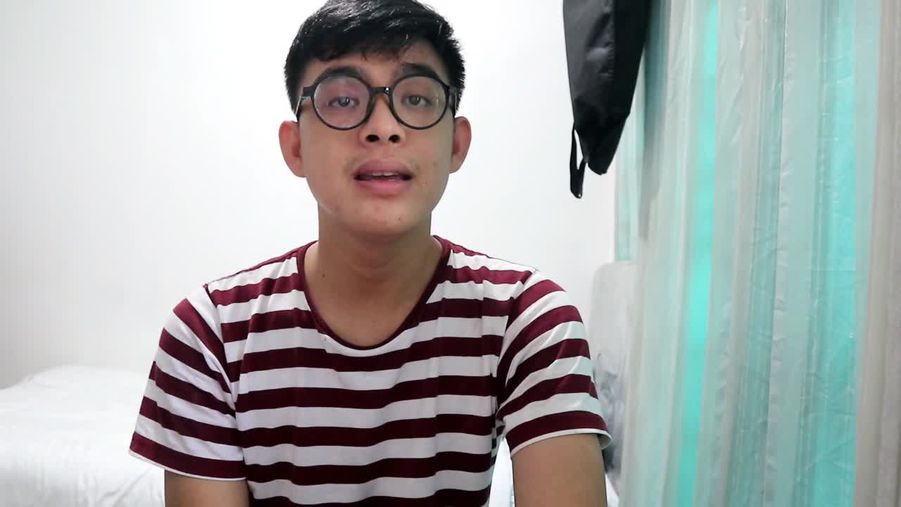 Assalamualaikum, Audisi Voice of Ramadan 2021 kali ini saya menyanyikan lagu ketika cinta bertasbih ciftaan Melly Goeslaw