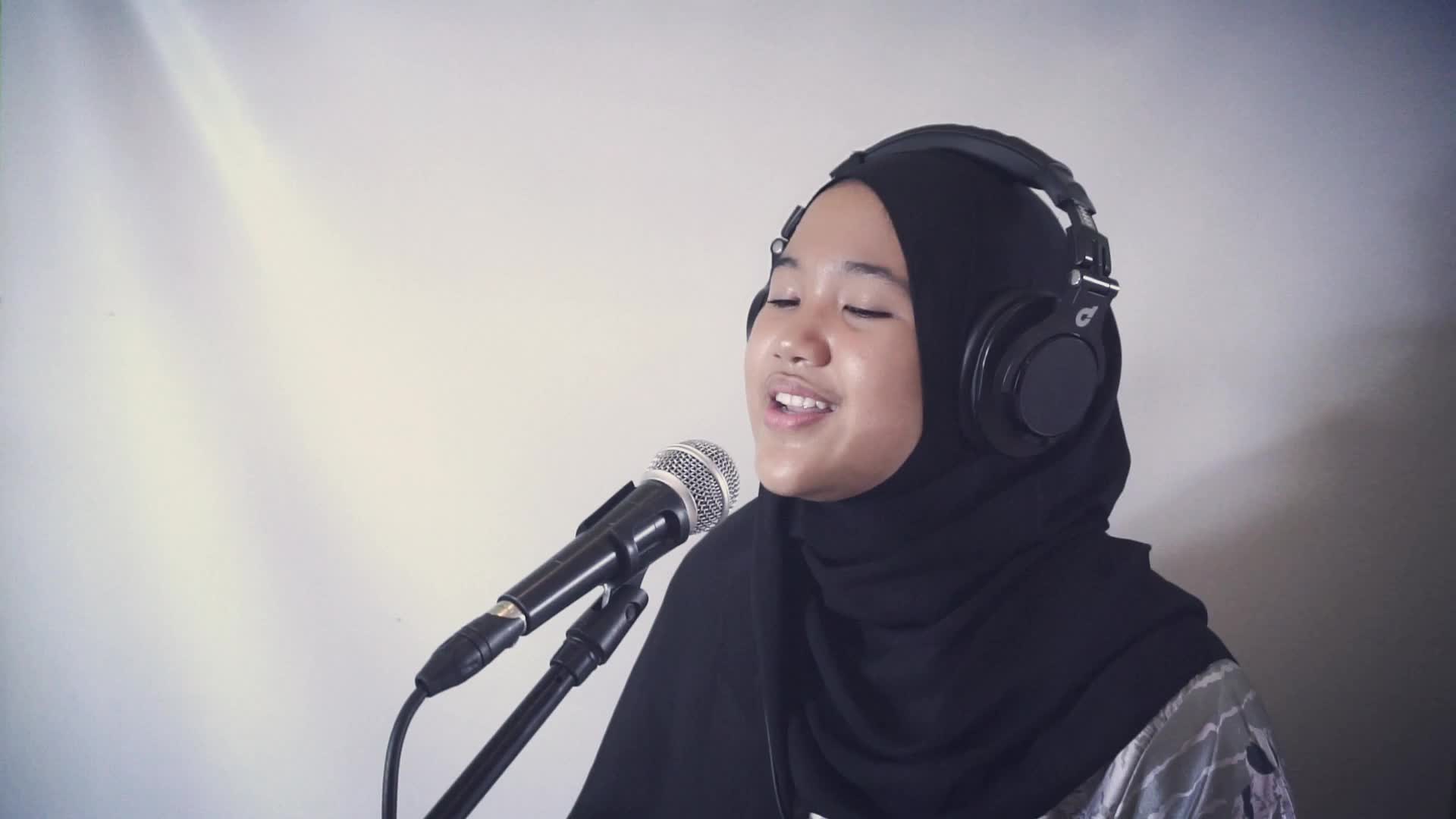 Ratu Balqis Assyura Maurani_17 Tahun_Pontianak_Kun Anta