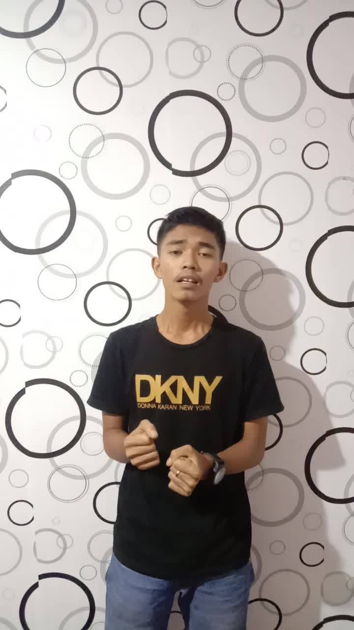 Syahrizal - Peserta audisi Rising Star Dangdut Indonesia dari Kota Padang yang membawakan sebuah lagu dari Mansyur S - Pelaminan Kelabu
