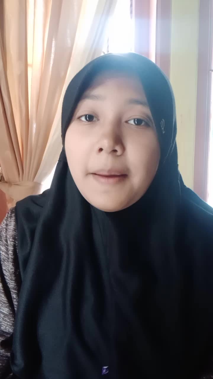 Assalamualaikum...Hallo semuanya... Perkenalkan Nama Aku Disti Rinjani_Asal Kota Sukabumi,Cisaat, Mangkalaya Rt02Rw05_Umur Aku 17 tahun