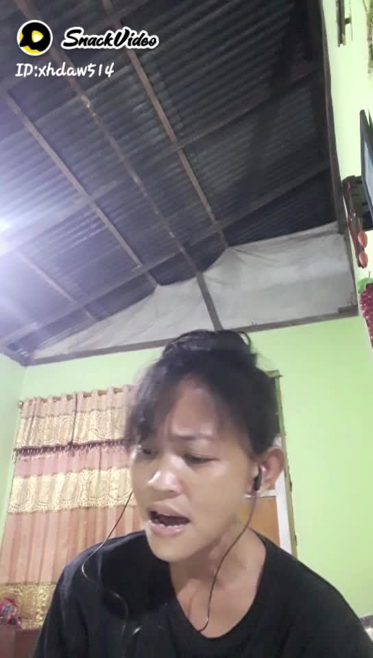 nama:fitria butuo,umur 33 tahun,alamat tuminting daerah sulawesi utara,nmr 085394960564,iG fitria butuo.