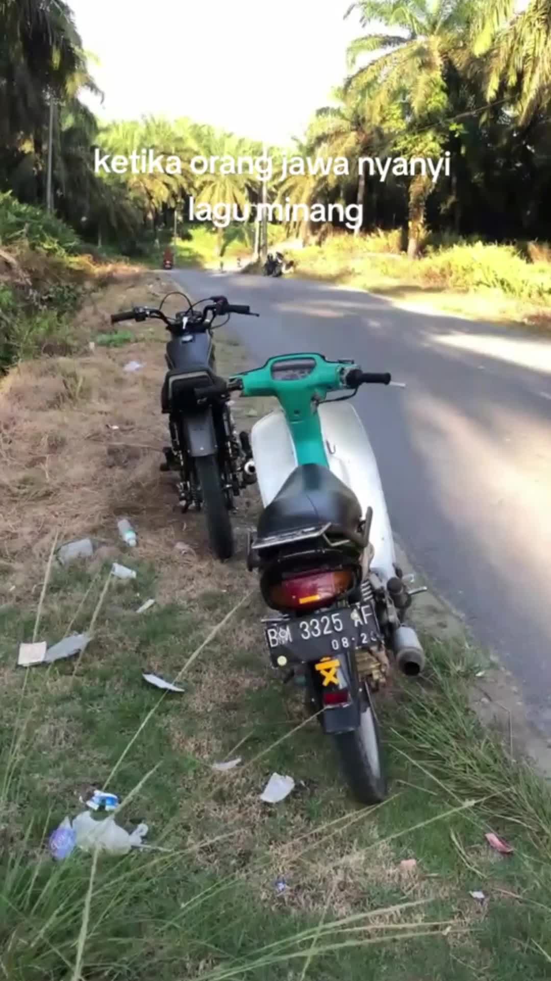 Ketika orang jawa nyanyi lagu minang