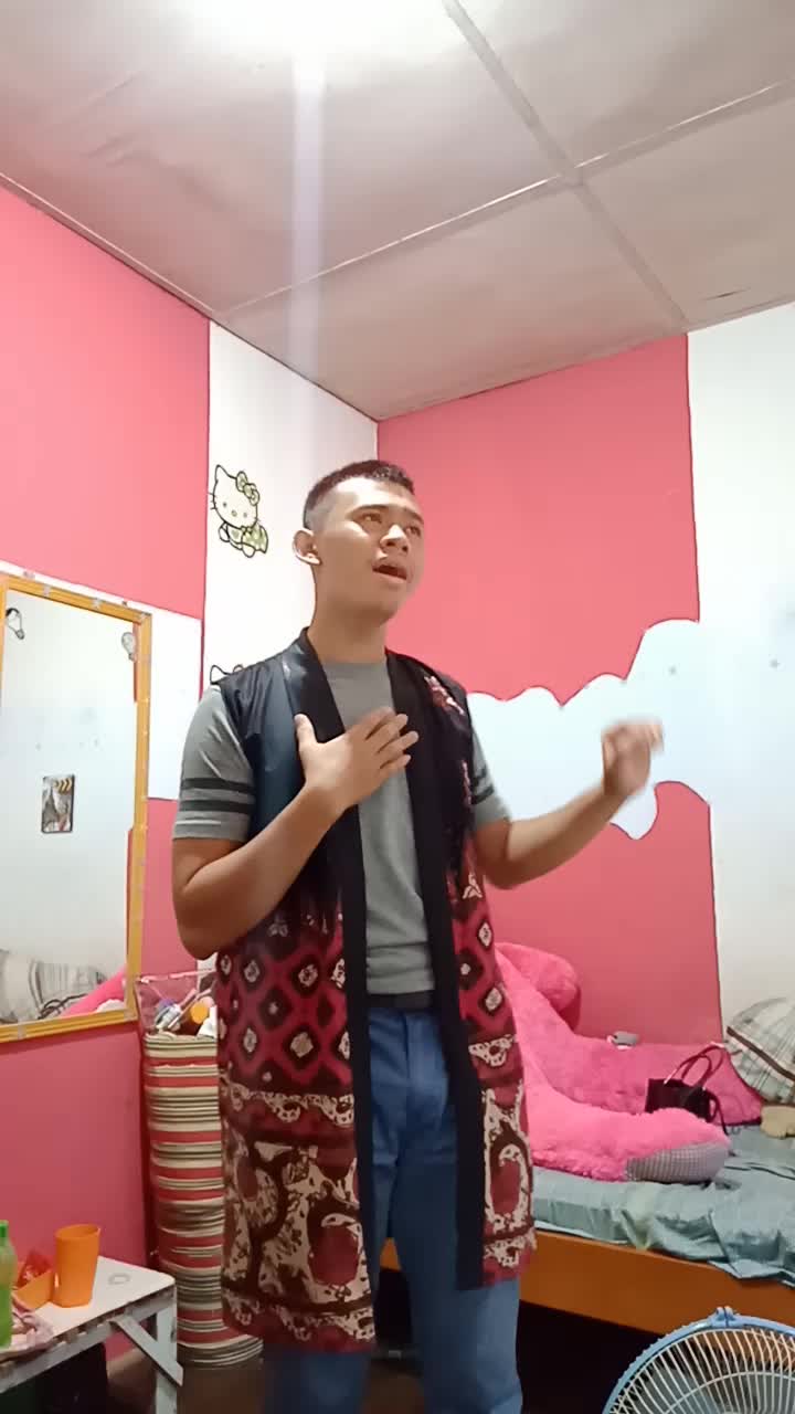M. Syawaly Arsy 18 tahun Sumatera Selatan , bismillahirrahmanirrahim semoga saya lolos dalam #ONLINEAUDITIONRISINGSTARINDONESIADANGDUT 