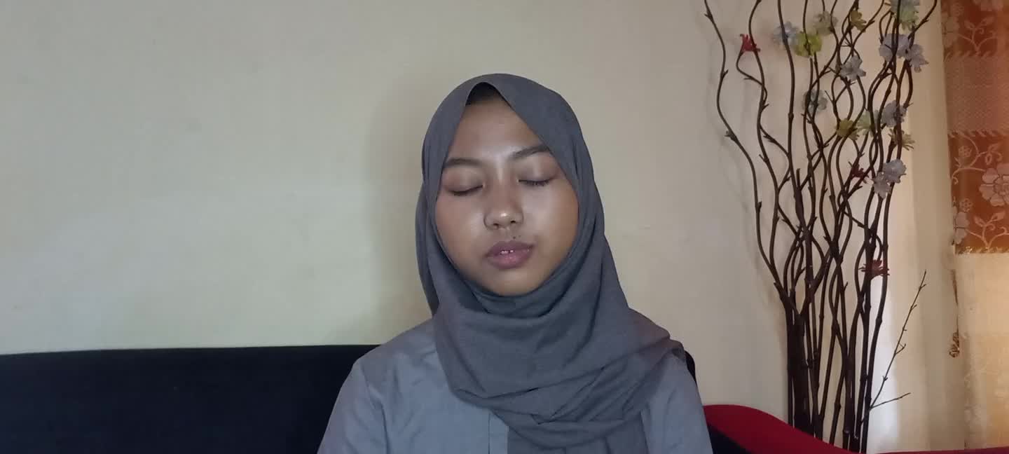 Gilang Ratu Suhita_17 Tahun_Kota Pekalongan Jawa tengah_SATU(Dewa19)