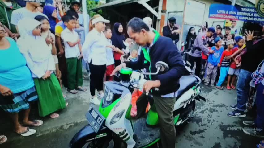 Akhir buLan semoga Menang Challange (Uang Kaget) di buang sayang toLong bantu Love vote foLow share komen thanks for watching