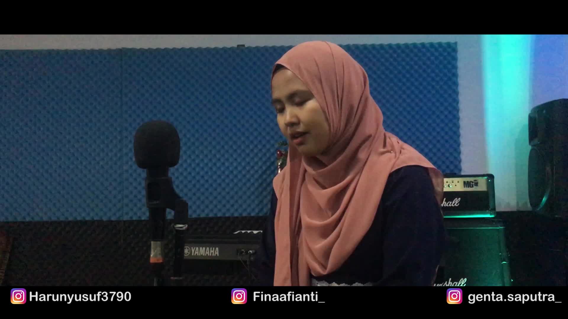 kali ini mencoba bawakan shalawat syaikhona cover by Harun ft Fina  #homeoftalentrctiplus #showyourtalent2