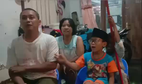 lagu ciptaan kakak Nichel