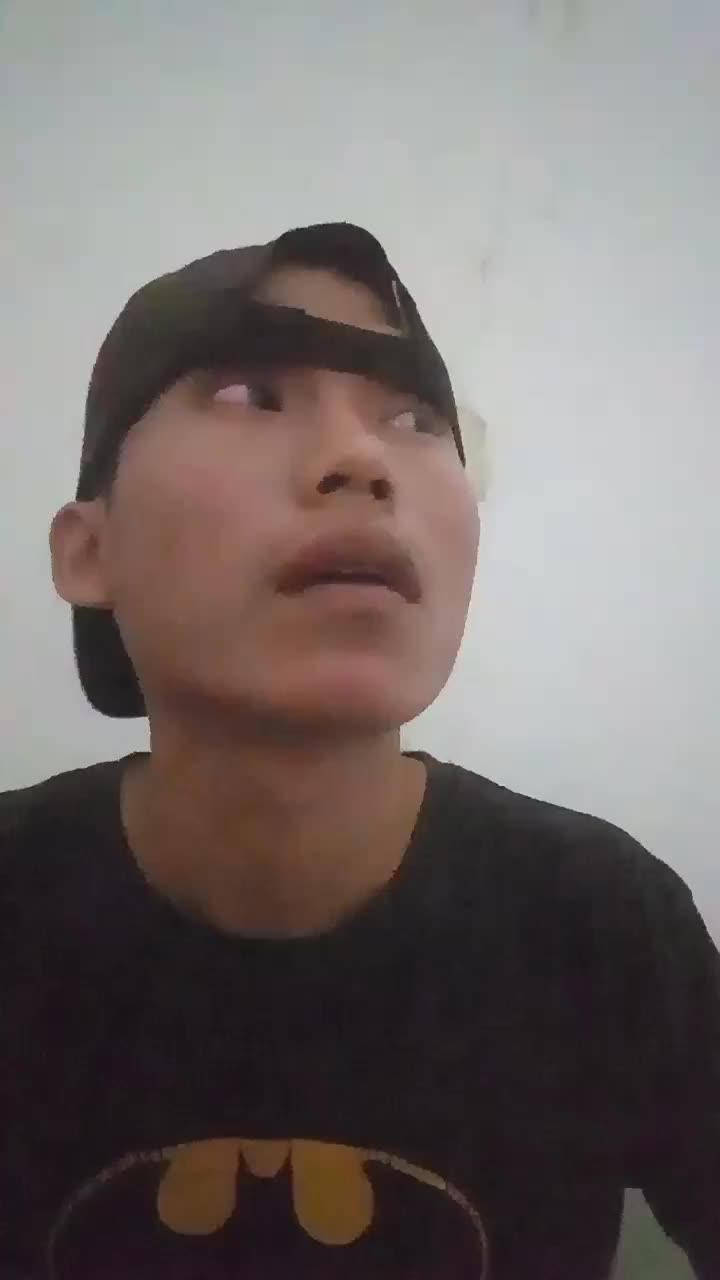 Kalo saya ngomong selalu di kacangin