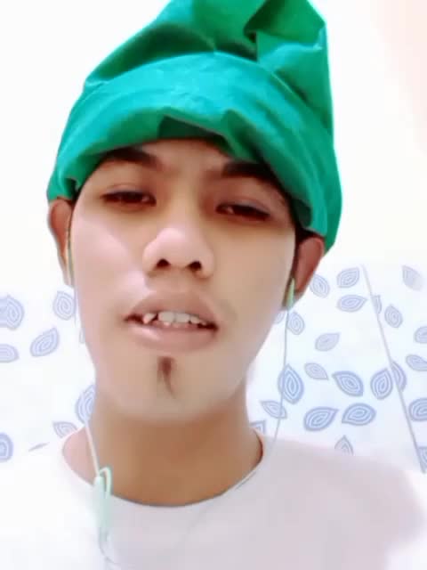 assalamualaikum mohon dukungan nya gdn cara like vote sebanyak mungkin #SHOW ME YOUR VOICE .HIDAYAH  