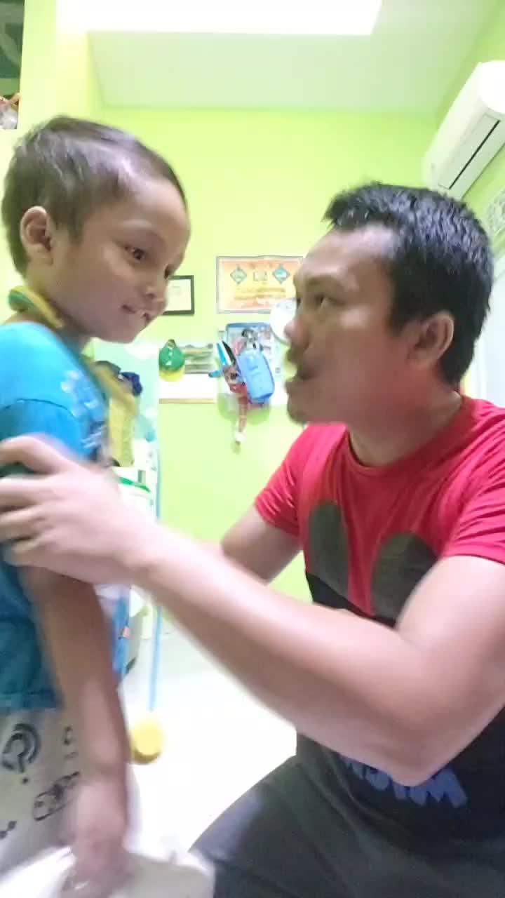 (Ga mungkin Vs Emang aku ga waras) di buang sayang toLong bantu Love vote foLow share komen thanks for watching