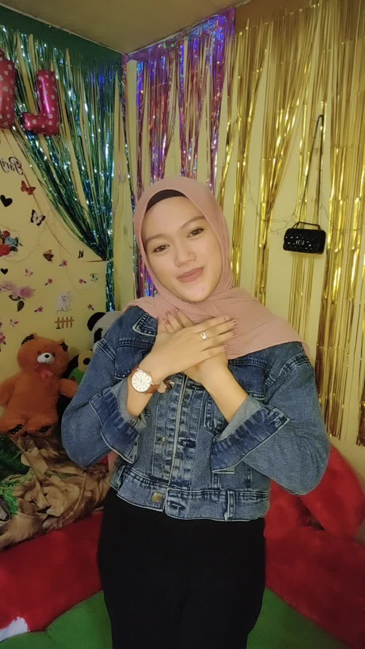 Audisi KDI 2021 Nama: Tasya Pirgina Imelda Umur: 19th Asal: Serang-Banten 