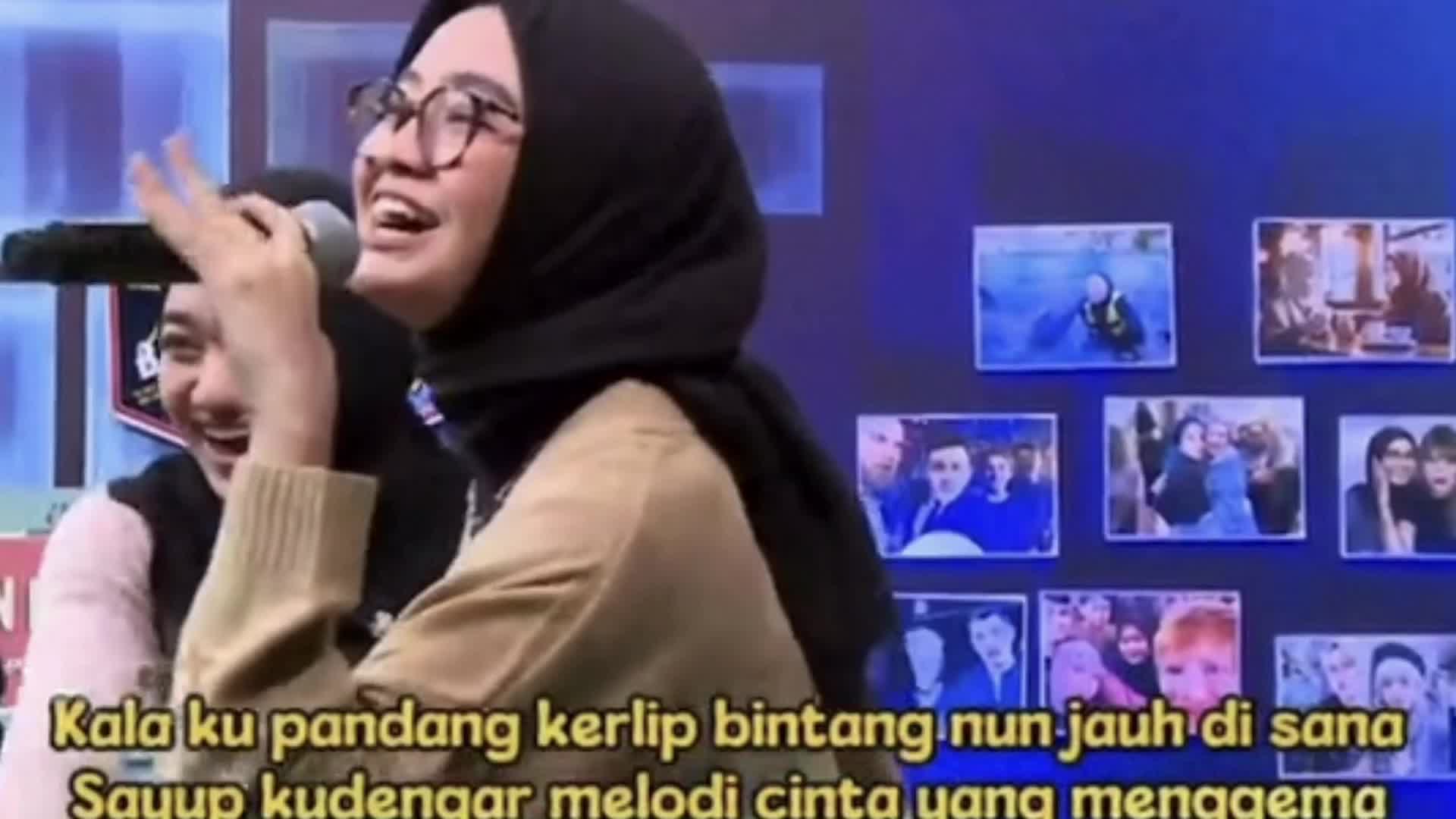 keributan saat panaromadut tampil