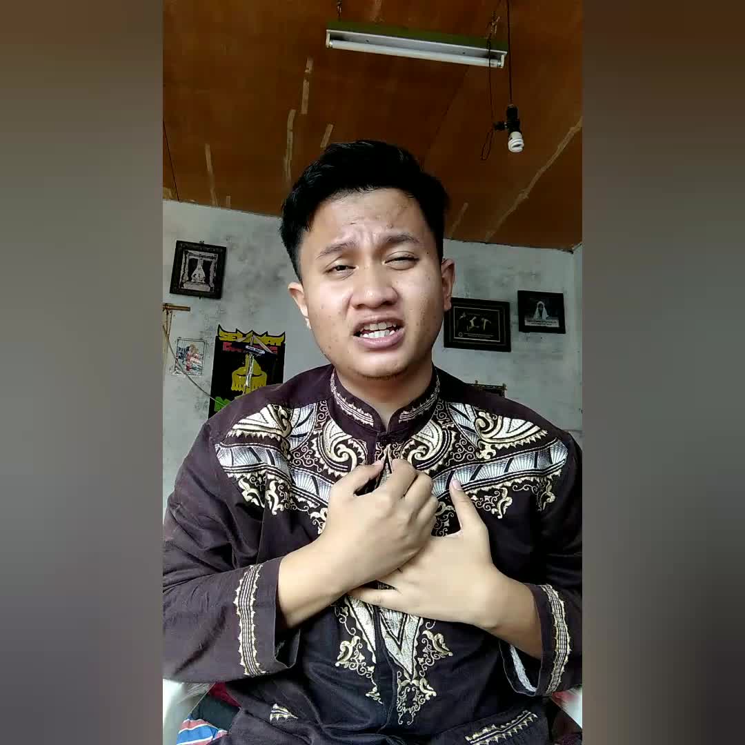 M Agus Trian Putra _ Bukittinggi (Sumatera Barat) _ Muhasabah Cinta..... Bismillah semoga rezekinya tahun ini aamiin.... #voiceoframadhangtv