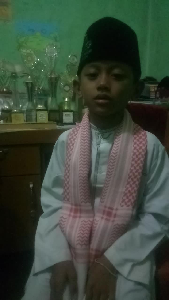 assalamualaikum... nama saya arya adhyastha.umur saya 8 tahun.. saya berasal dari perbaungan kabupaten serdang bedagai, Sumatera utara.. 