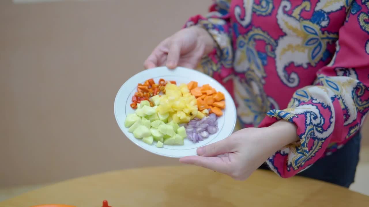 Nasi kuning ayam masak merah khas banjar - maya kurniawati - #auditiononlinemci10 #onlineauditionmci10 #RCTI #MCI10