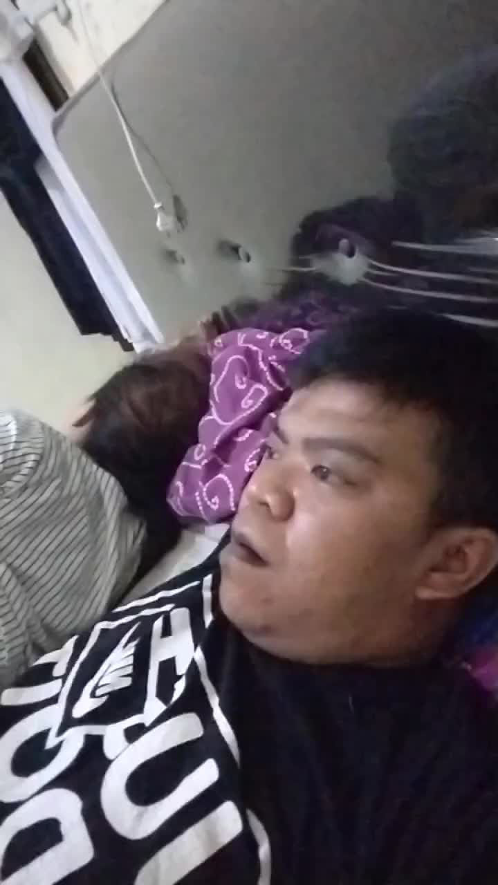 gue kalau lgi cerah in istri  ketahuan selingkuh ya gini...???????