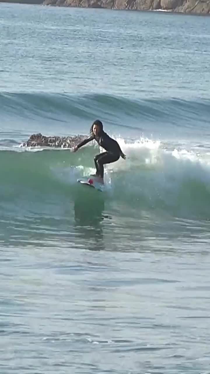 papan selancar dulu loh!!