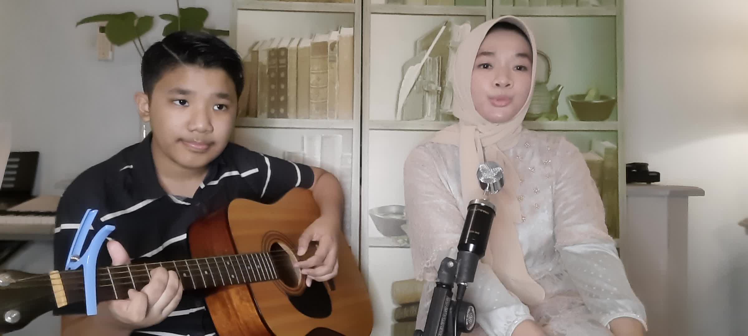 Tanpa batas waktu cover by yuli widyastuti