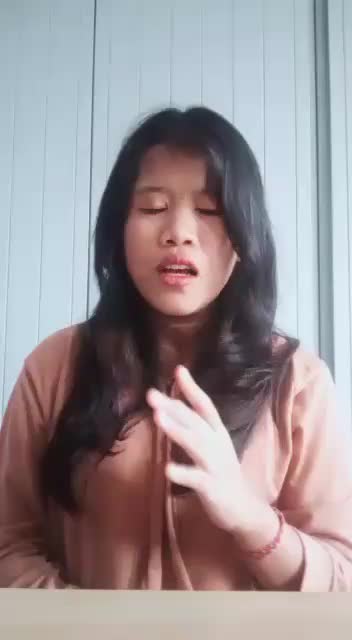 XFI2021 SOLO ELGI ROSYIFA MAULINA 21 TAHUN MAJALENGKA LENKA (TROUBLE IS A FRIEND)