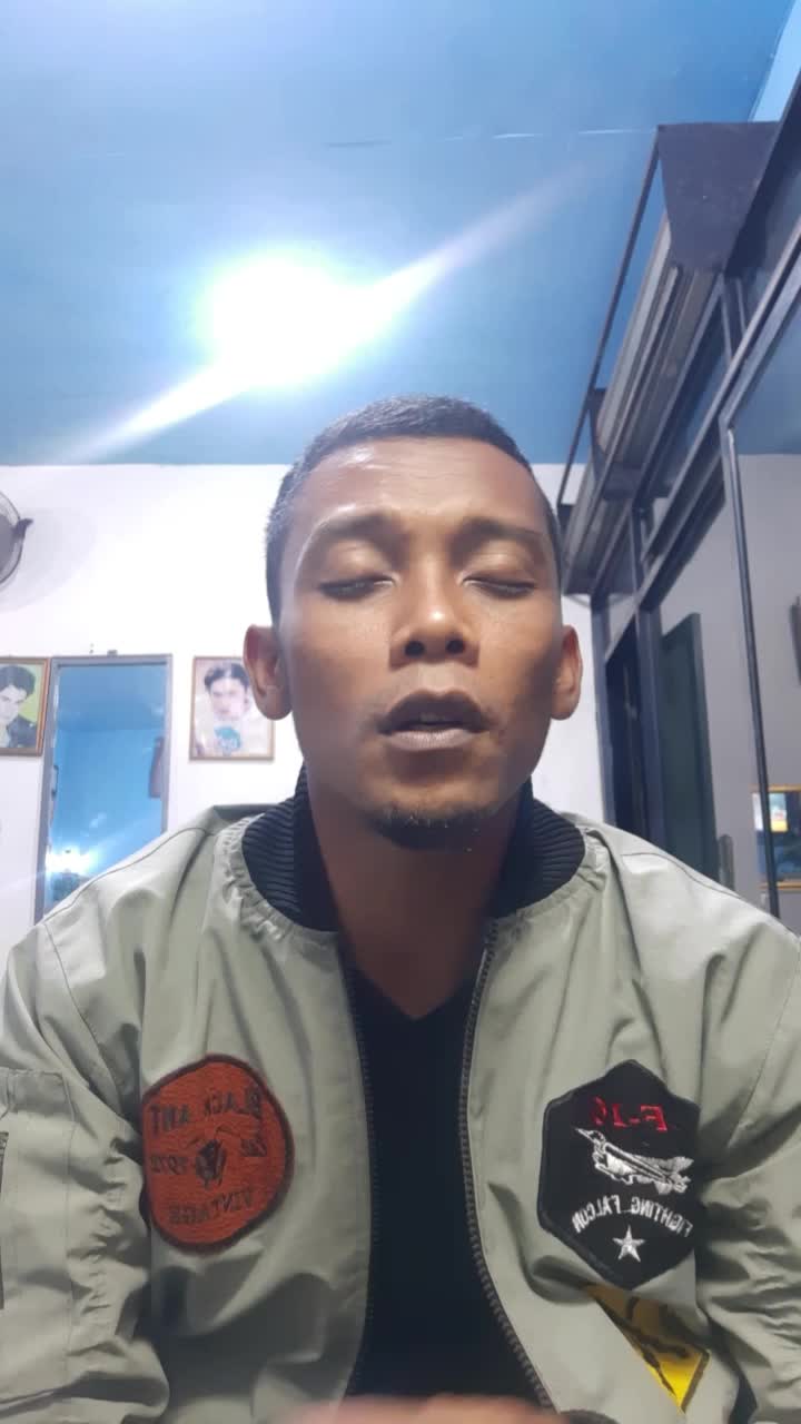 Andmesh cinta luar biasa (cover by erick)