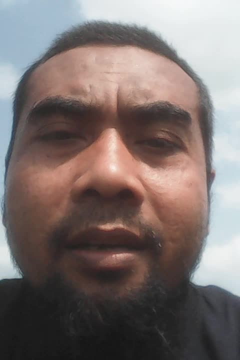 fadjar rijadi 14/9/77 kebumen jawa tengah pencari rumput tak dapat tidur.