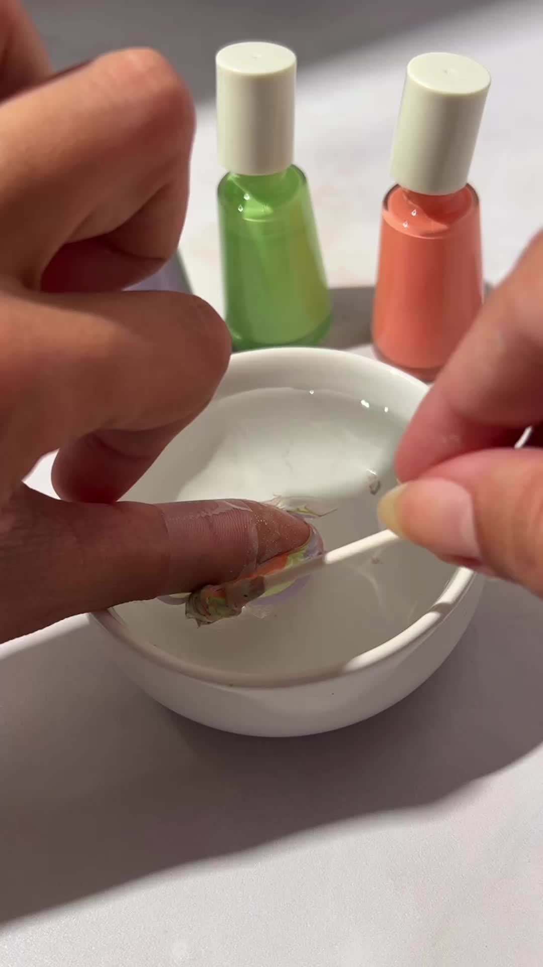 Ternyata ada hacks untuk bikin nail art gemess😯