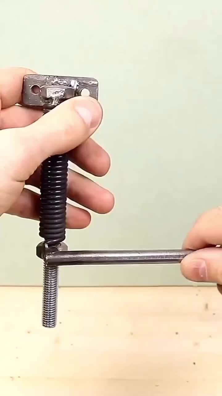 hacks untuk penahan pintu