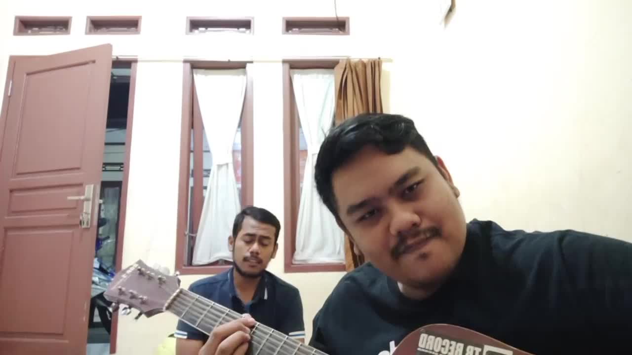 Roby & Lody - Dibalik Layar ( Juicy Luicy Cover )