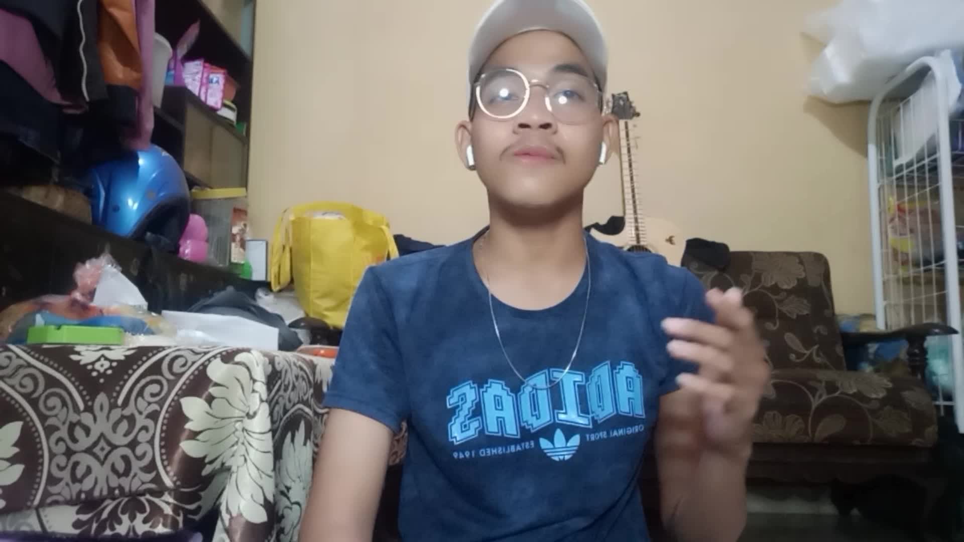 XFI 2021 SOLO ALFANO TITO HERLAMBANG 19 TAHUN SURABAYA SAYA MEMBAWAKAN LAGU MAHALINI MELAWAN RESTU & PETRUS MAHENDRA PURA-PURA LUPA