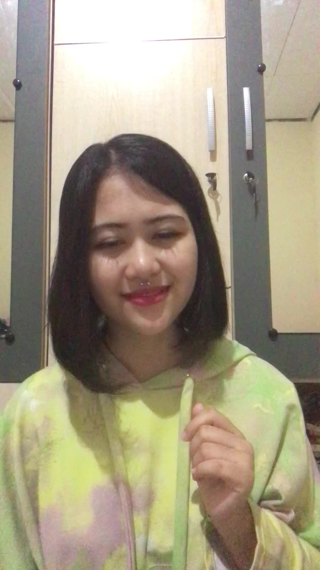 XFI2021 SOLO Zahra Zon 22 tahun Yogyakarta Salah-Potret