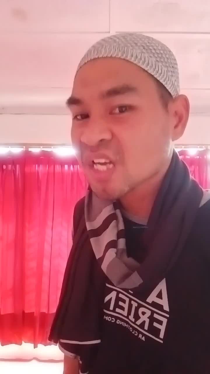 REJEKI PAK HAJI DIPATOK AYAM JANTAN- lipsink.... ceramah... vote like komen and share ya sedulur... berkah buat semua
