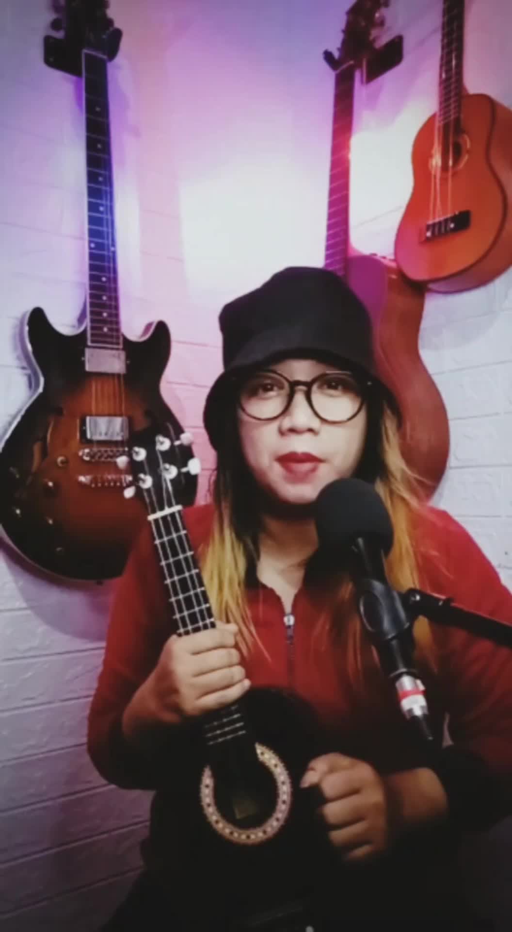 XFI2021 FITRIANI NOOR 32tahun BALIKPAPAN LOVE OF MY LIFE BY QUEEN