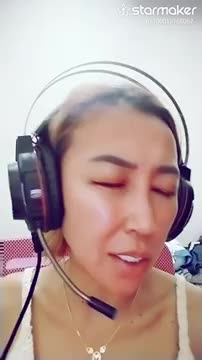 Semua lagu2 ak cm dri apk aja sich ..krna saya bukan penyanyi dan hobby nyanyi wish Bisa nyalurin Bakat terpendam ini melalu kompetisi ini 