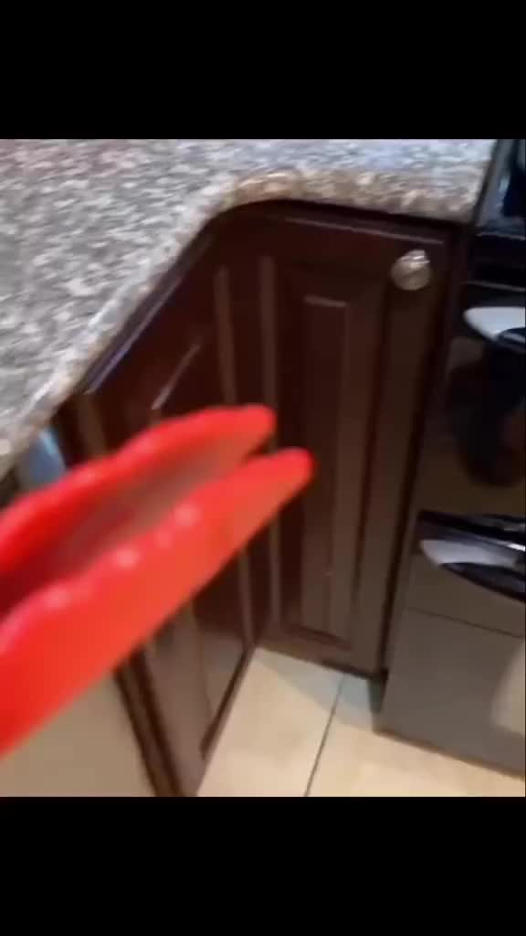 yah mlehoy amat kaya hidup
