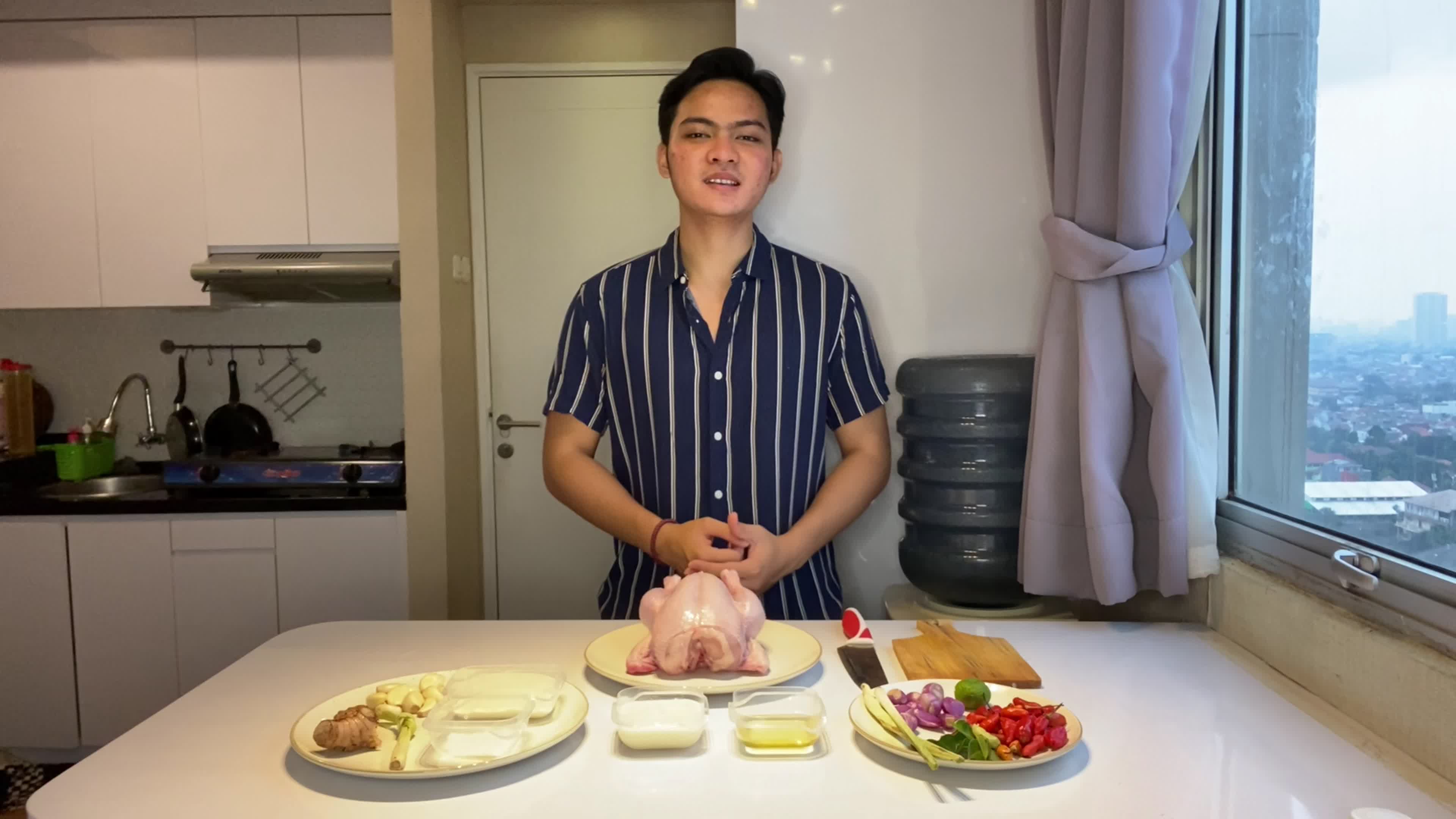 Pecinta yogurt? Yuk buat chicken yogurt with sambal matah! Jangan lupa love video saya, terimakasih. #onlineauditionmci8