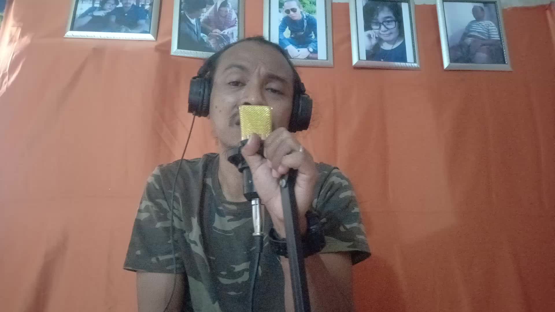 folk version tanpa batas waktu -machmad Erwanto -jakarta  #arekmojokerto #kopigelasplastik  