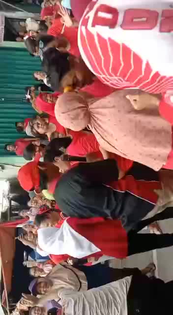 Keseruan Lomba 17an (Joget jeruk) di buang sayang toLong bantu Love vote foLow share komen thanks for watching