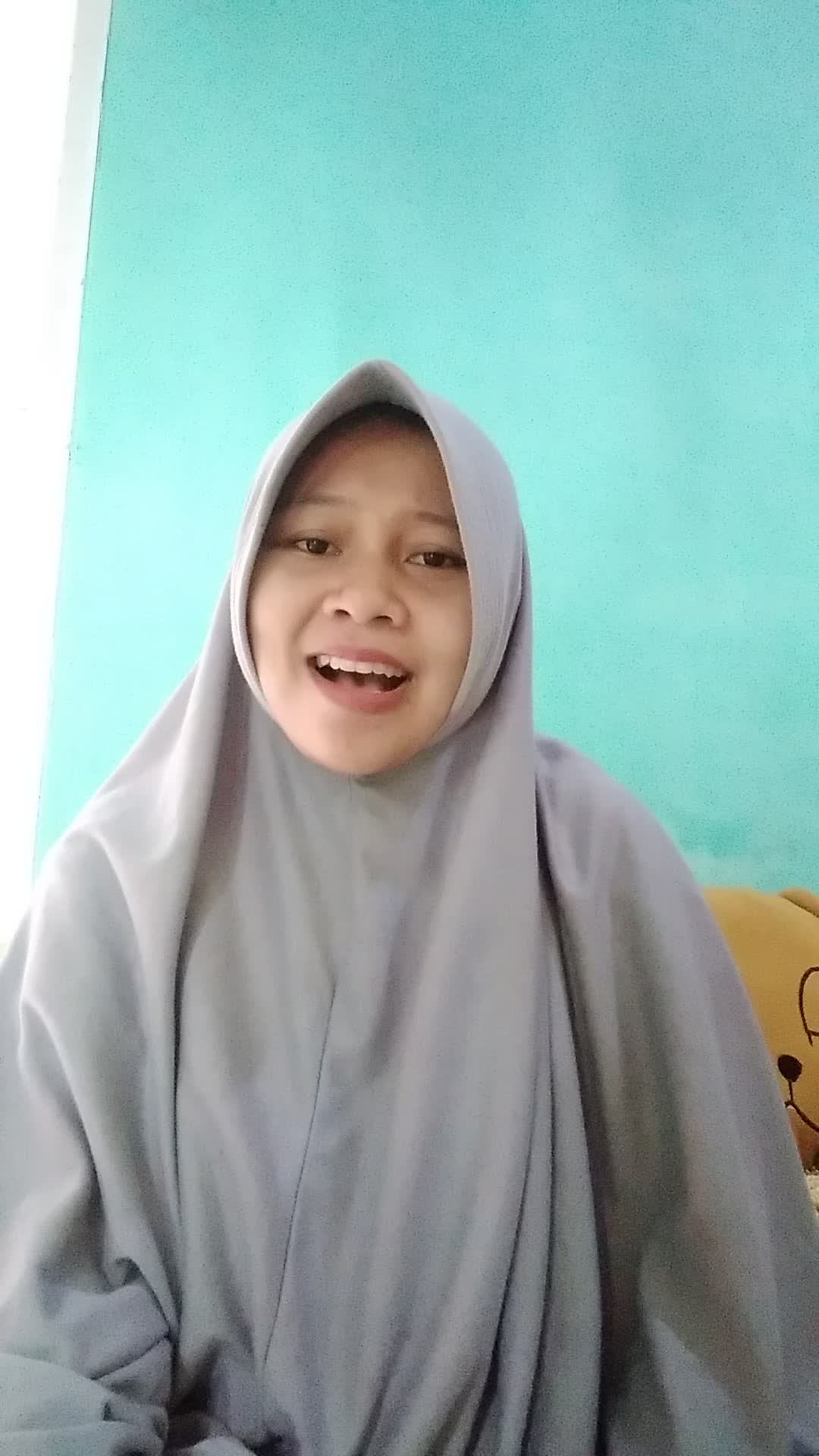Nurlaelia 27 tahun dari Indramayu. Hidayah