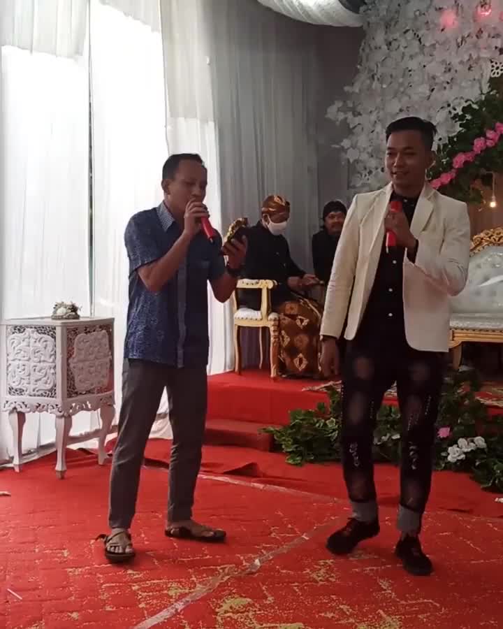 Ade kosasi"haruskah berakhir" 082111054874 . tangerang