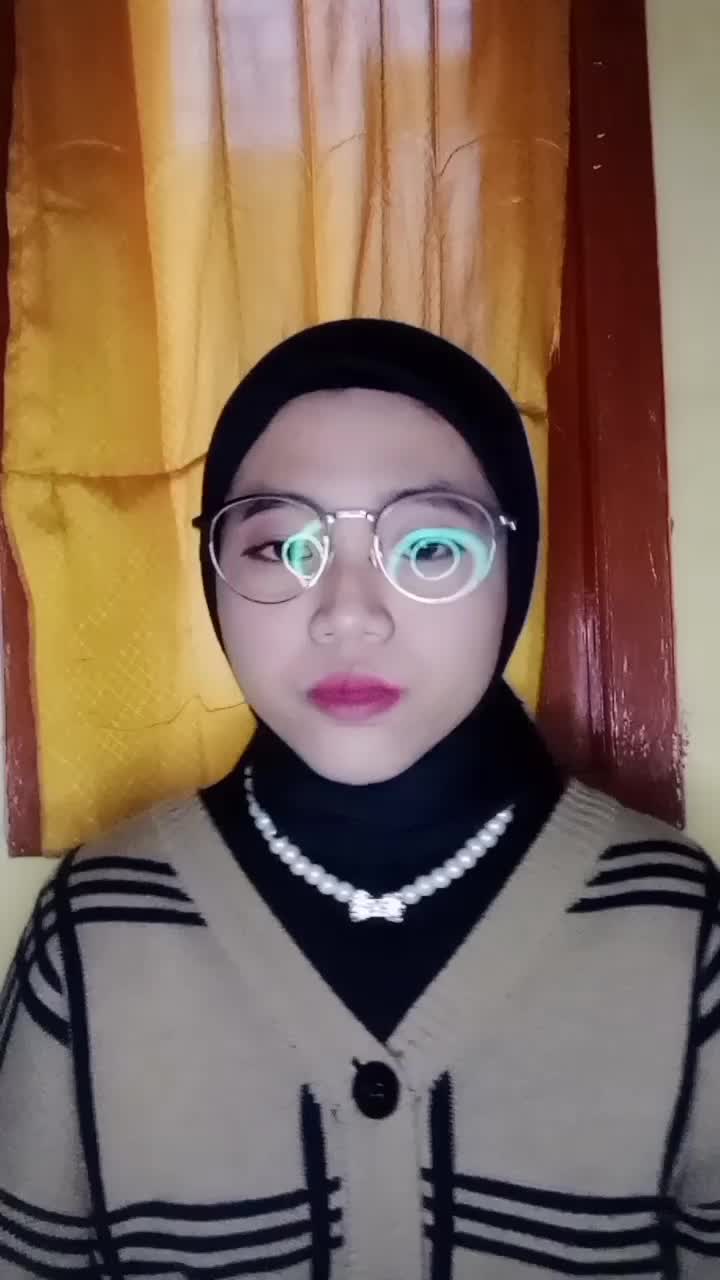 TINBS Nama : Julita Kartika Darmawan Asal Daerah : Surabaya Umur : 19 Thn Judul Lagu : Gone-rose blackpink

 

