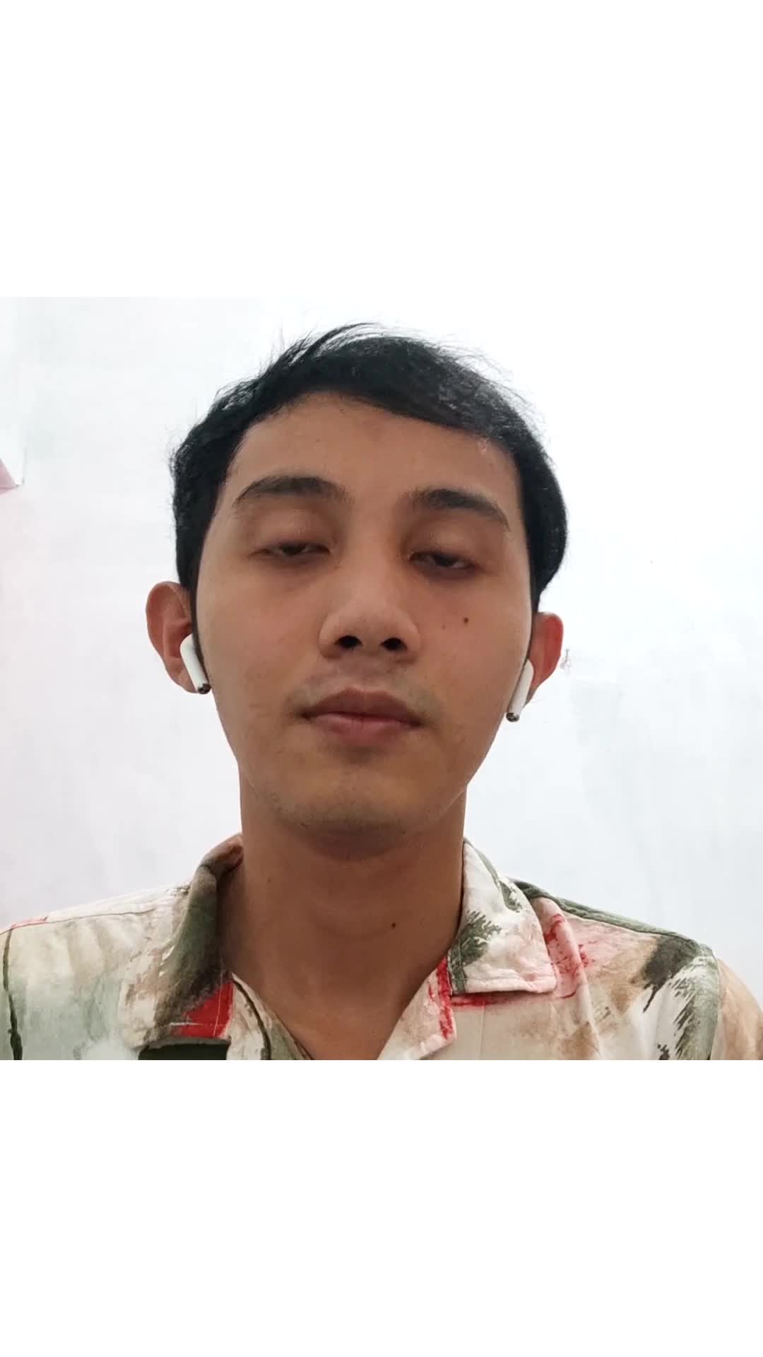 XFI2021 SOLO JONATAN 26 GUNUNGSITOLI(NIAS) MY EVERYTING (ARIANA GRANDE) & THROUGH THE RAIN (MARIAH CAREY) 