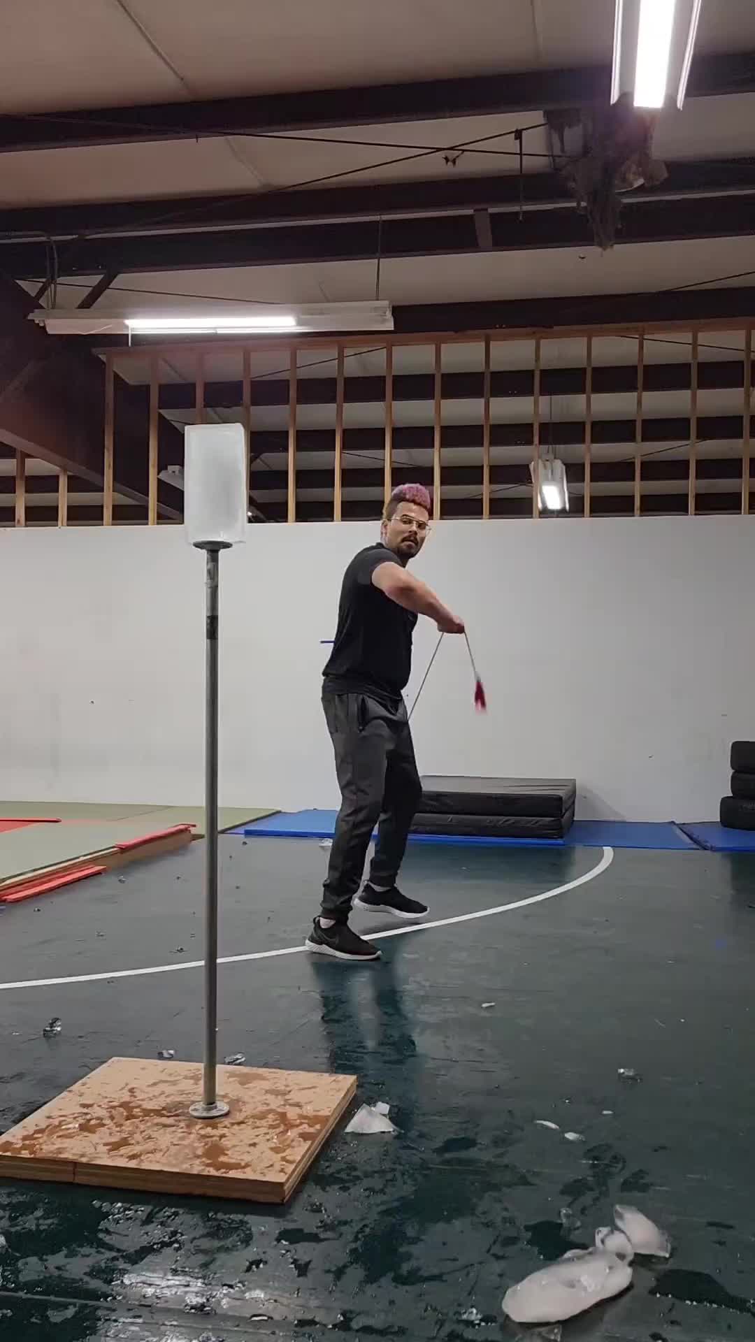 apakah nama senjatanya?